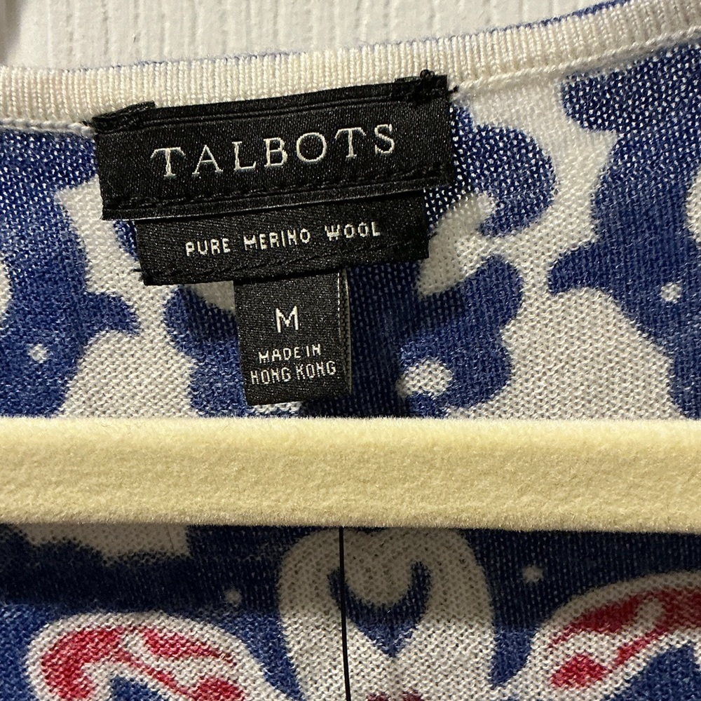 Talbots NEW Elegant Blue and Red Paisley Top Size Medium - Picture 2 of 10